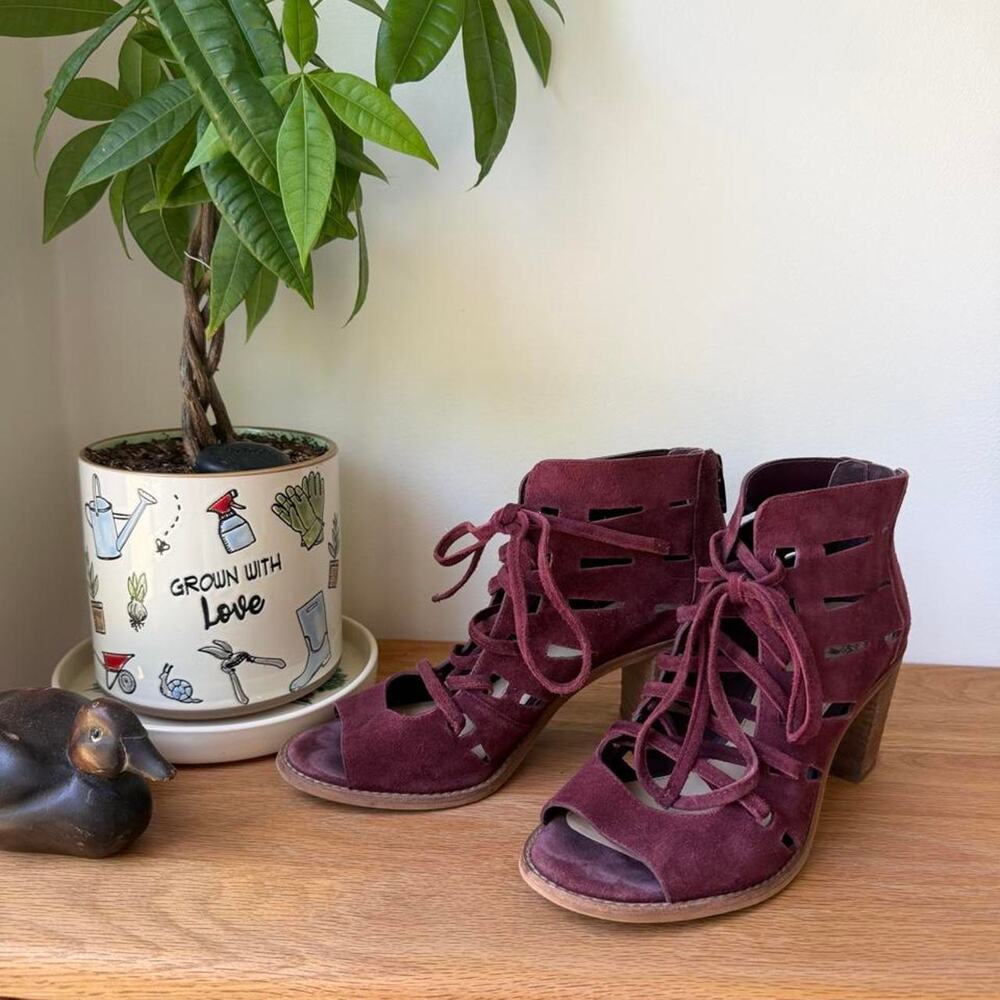 Vince Camuto Burgundy Suede Ankle Boot